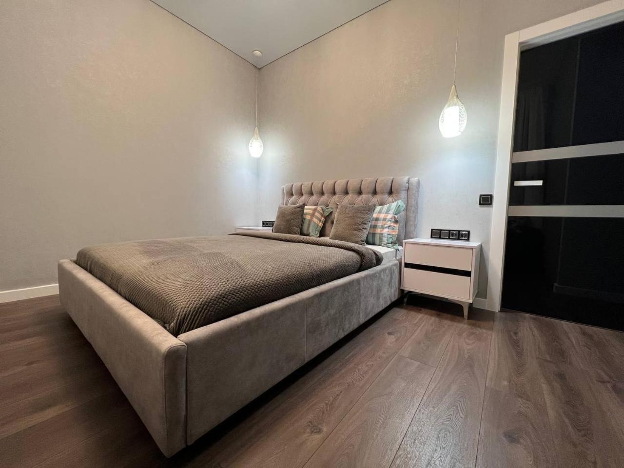Kador Home Hotel Downtown Κίεβο Δωμάτιο φωτογραφία